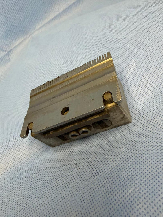 Large Animal Clipper Blade Holder